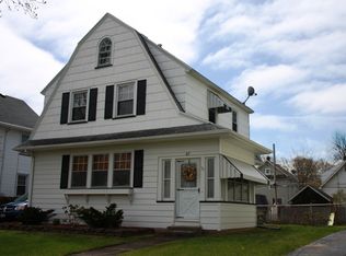 37 Leander Rd, Rochester, NY 14612