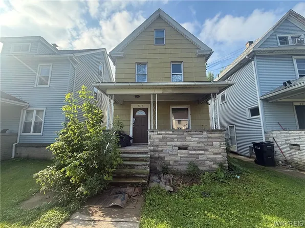 2217 La Salle Ave, Niagara Falls, NY 14301