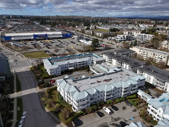 32833 Landeau Pl #216, Abbotsford, BC V2S 6S6