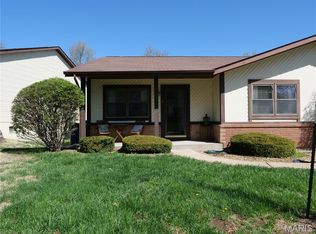 3 Wenona Dr, Washington, MO