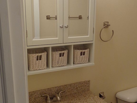 1st Bathroom_01202014