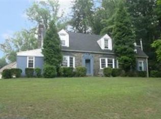 13497 Trevose Rd, Philadelphia, PA 19116