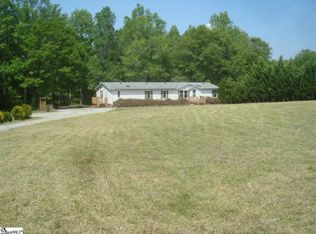 979 Chapman Rd, Fountain inn, SC 29644