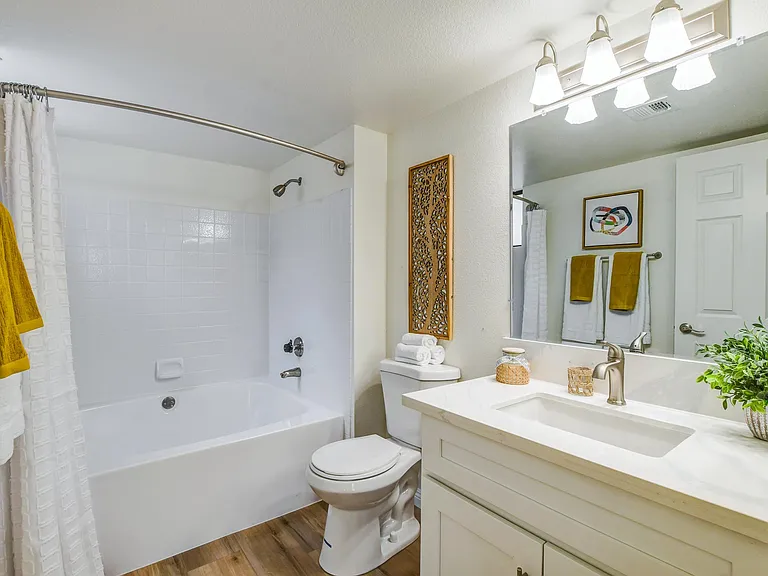 Legacy Pointe — Photo 19
