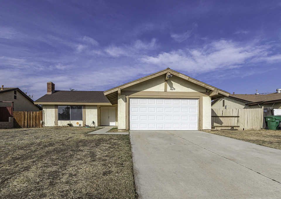 1st image of 24436 Lamont Dr