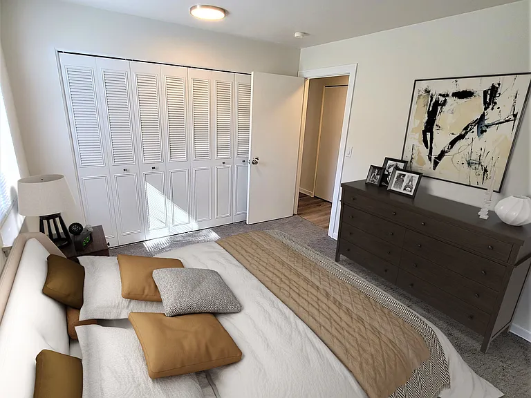 Come see why so many folks call Arbor Village home