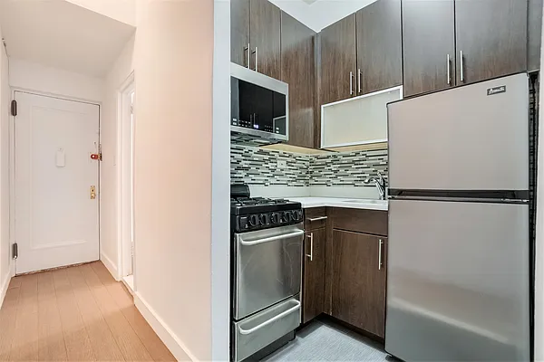 Rented by Algin Management | media 8