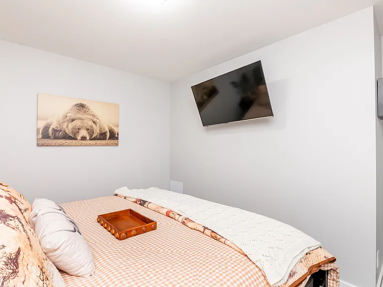 1422 E Elm St #2 — Photo 14