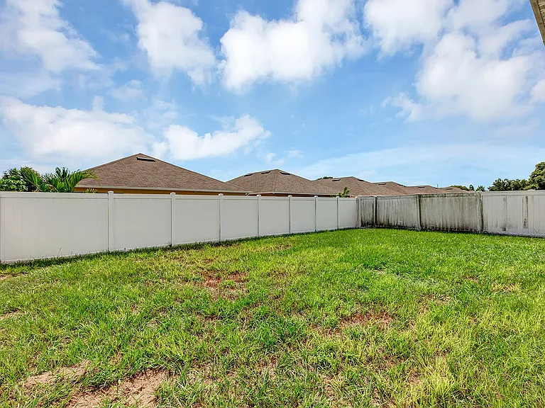 2192 Rose Blvd — Photo 30
