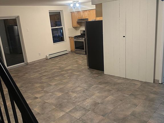 4th image of 612 Jericho Tpke Floor 2