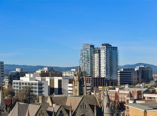 989 Johnson St #1010, Victoria, BC V8V 0E3