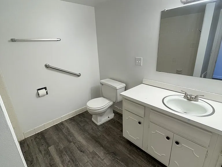 205 E Saginaw Hwy #1225-04 — Photo 9