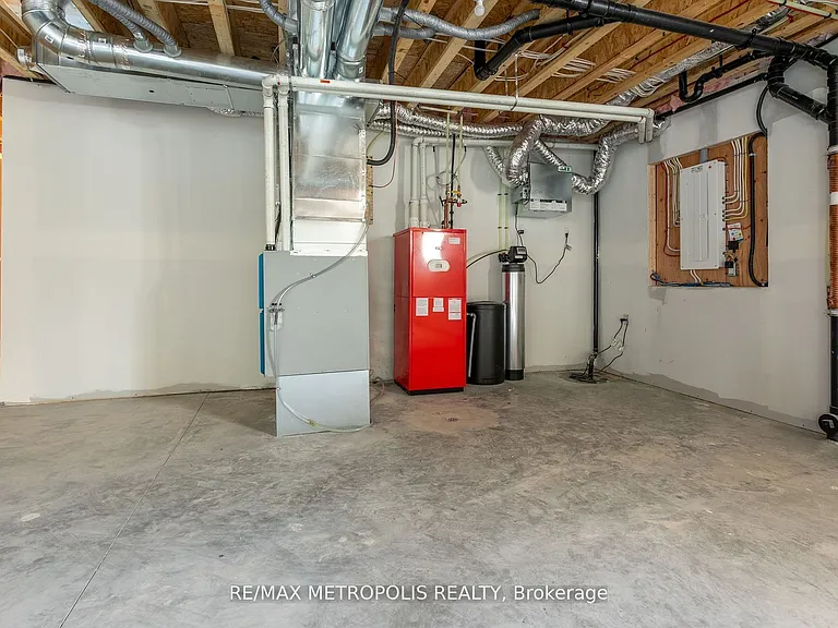 297 Whiting St #8 — Photo 44