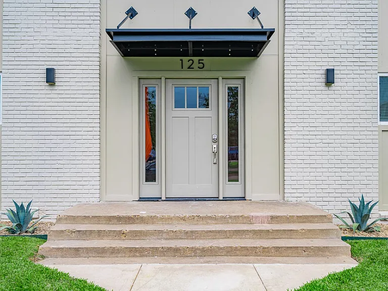 Crawford Corner — Photo 14