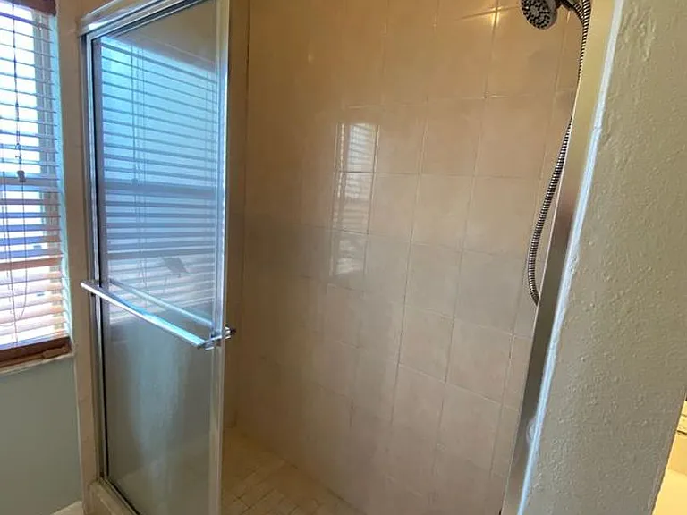 322 Riunite Cir — Photo 16