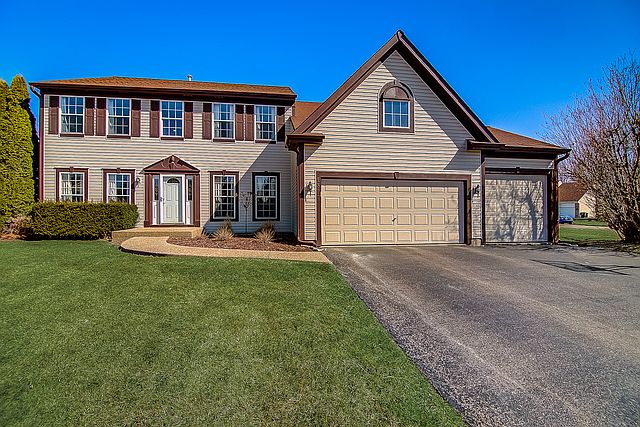 2nd image of 1377 Redwing Dr