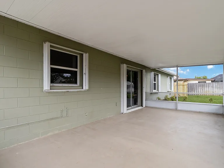 Screened Porch