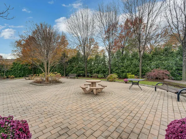 1 Fordham Hill Oval image 37 of 43