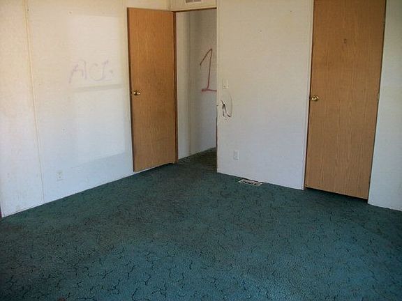 2nd image of 2638 E 13th St