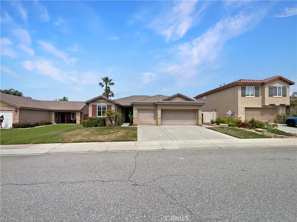 1281 Smoke Tree Ln, Beaumont, CA 92223
