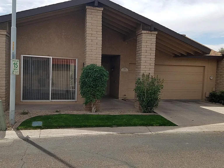 7909 E Pecos Ln — Photo 1