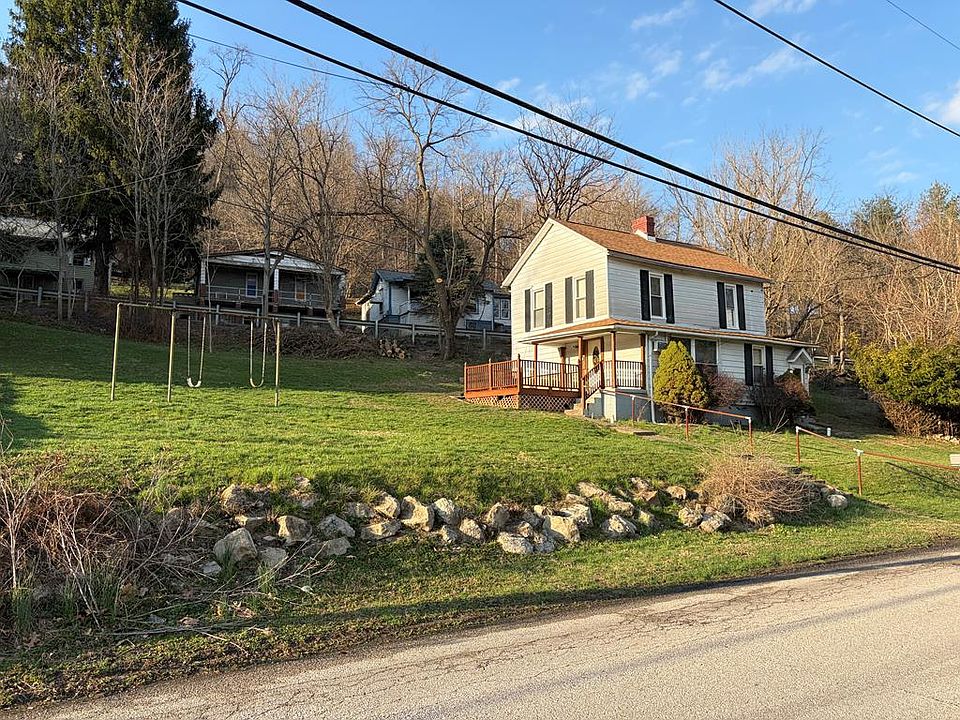 1st image of 103 Idabelle Ave.