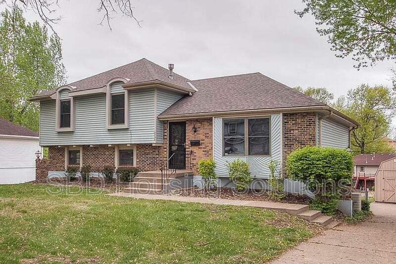 1st image of 10736 Bellaire Ave