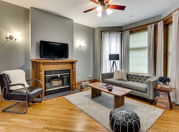 2nd image of 4752 N Paulina St #1