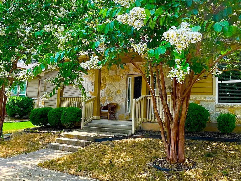 719 Heritage Springs Trl — Photo 33