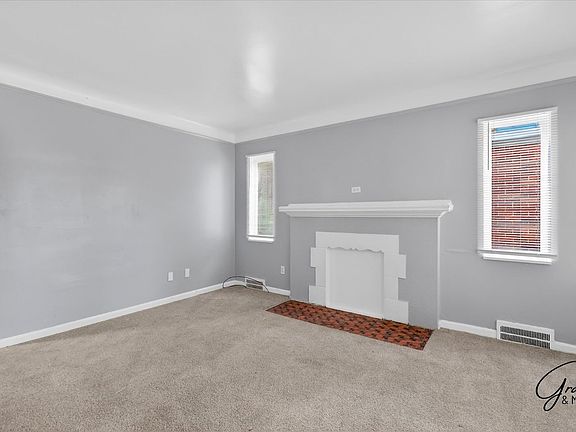 2nd image of 10644 Stratman St