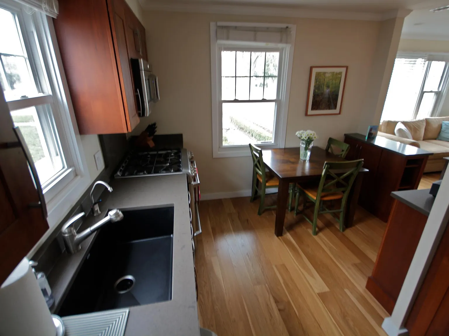 4251 Olivia Avenue — Photo 3