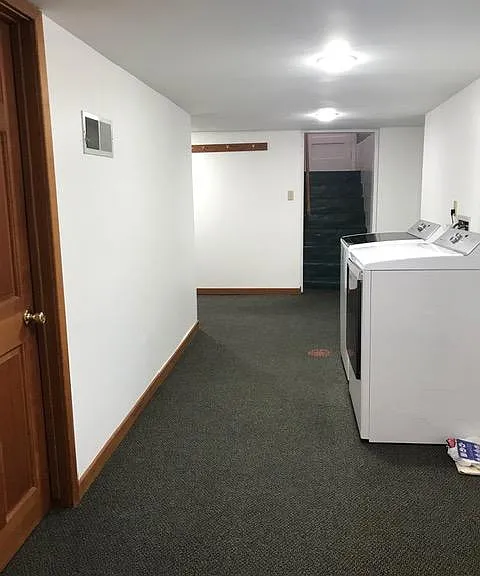 1211 W Oak St — Photo 15