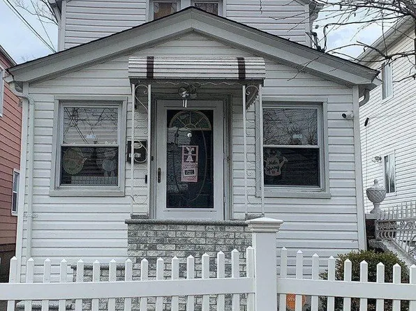 166-05 144 ave, Jamaica, NY 11434