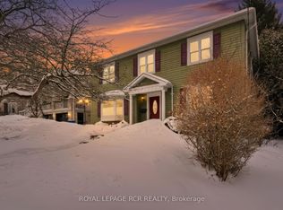 117 Tyler St, Aurora, ON L4G2N4