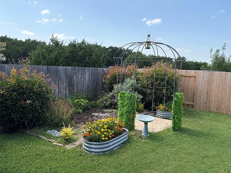 641 Gabrielle Anne Dr — Photo 33