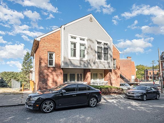 2nd image of 2133 Deerfield Pl #2
