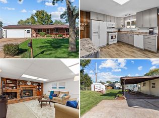 4915 Rose Blossom Ln, Hazelwood, MO 63042