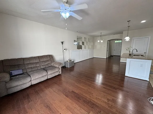4353 Cattail Ln — Photo 9