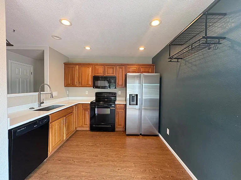 10652 Forester Pl — Photo 4