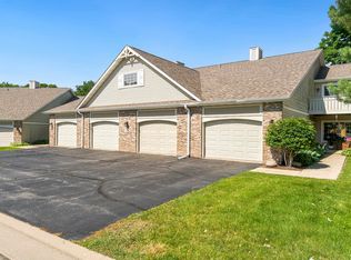 6514 Timberleaf Ct, Loves Park, IL