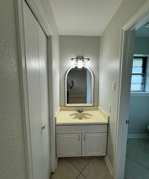 4812 Honeysuckle Ln — Photo 7
