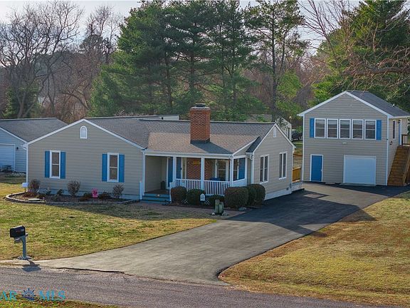 2nd image of 153 Sharon Hill Dr