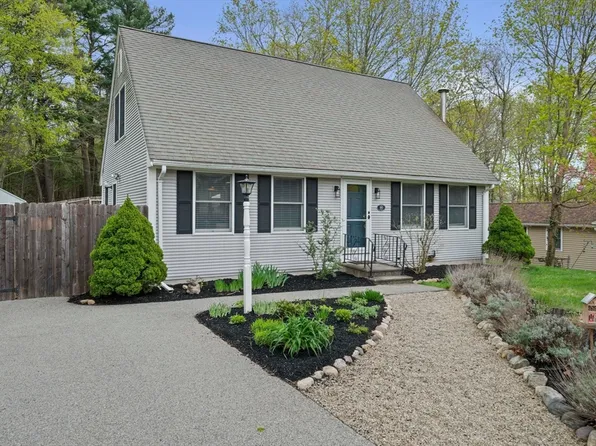 80 King St, Hanover, MA 02339