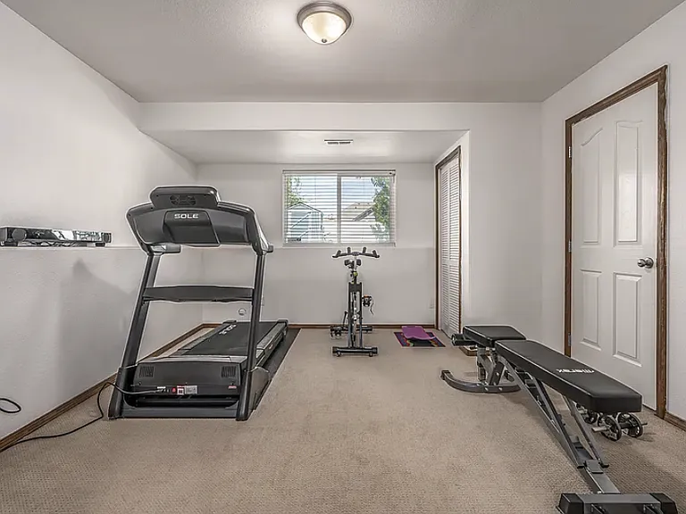 3820 W Jay St — Photo 11