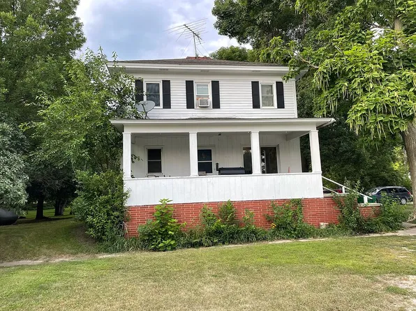 3 W Mill St, Rock Falls, IA 50467