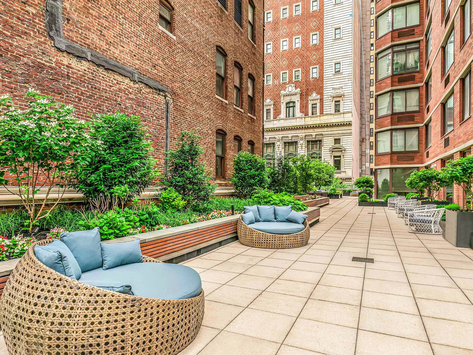 77 West 24th Street — Photo 4