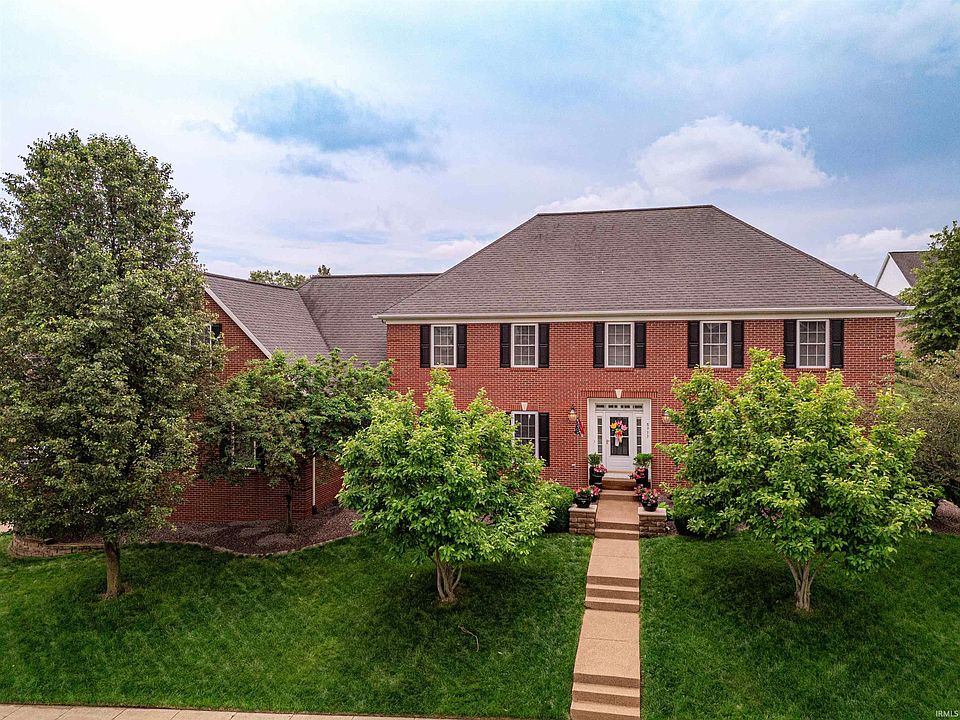1st image of 8933 Willowbend Dr