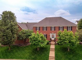 8933 Willowbend Dr, Newburgh, IN