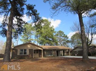 512 Forest Lake Dr, Warner Robins, GA 31093