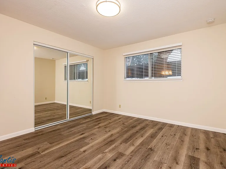 247 N Capitol Ave #193 — Photo 6